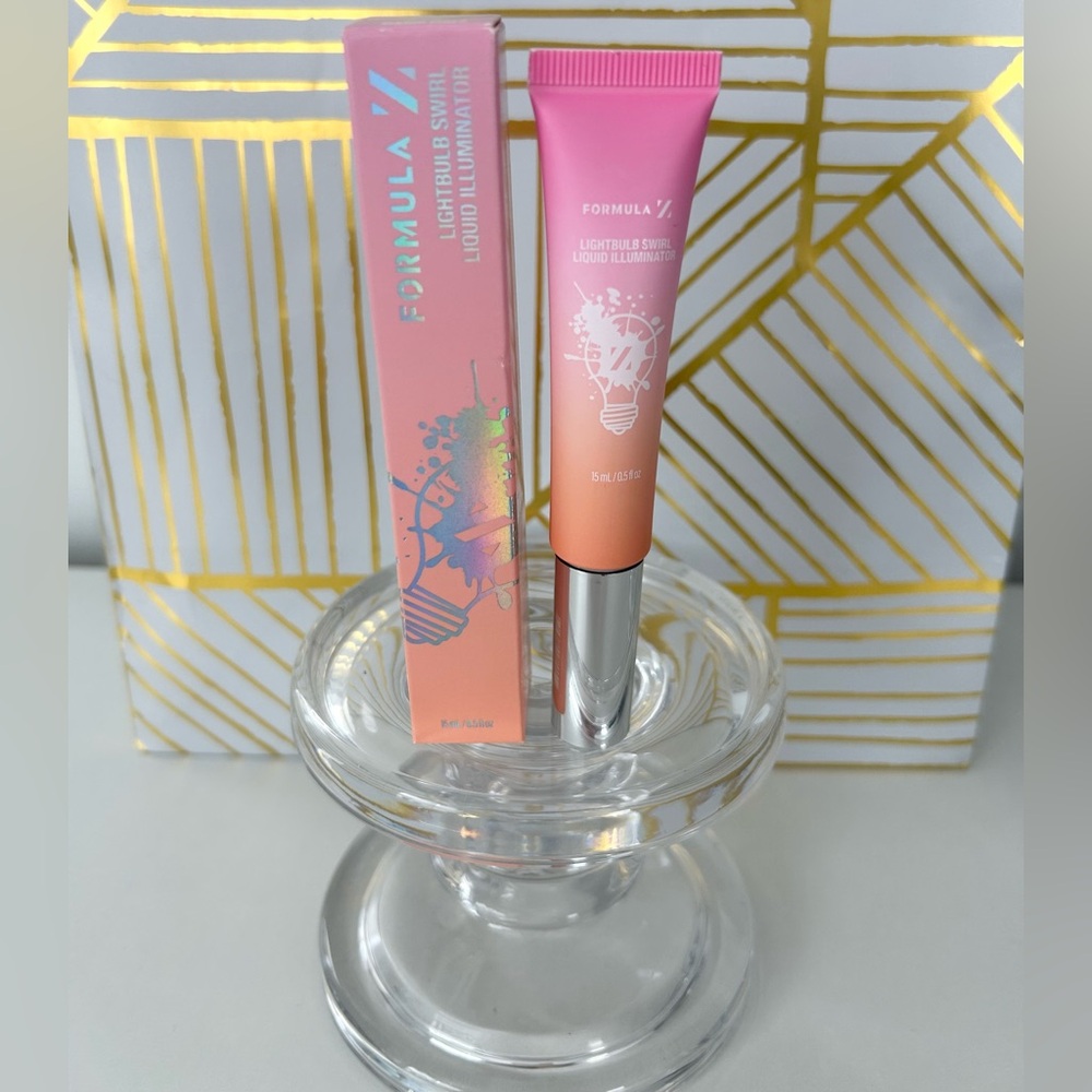 💖✨ Formula Z Lightbulb Swirl Liquid Illuminator Major Vibes New 💖✨ 3 for $15